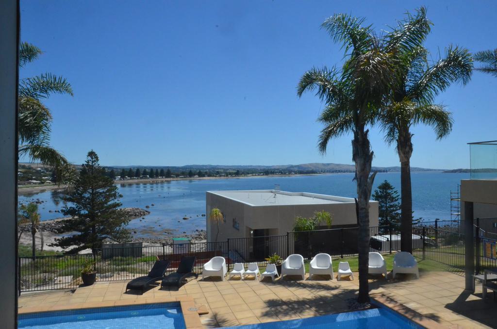 The Bluff Resort Apartments Encounter Bay Exterior photo