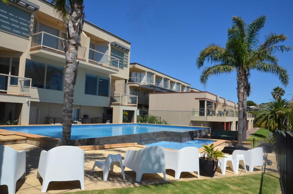 The Bluff Resort Apartments Encounter Bay Exterior photo