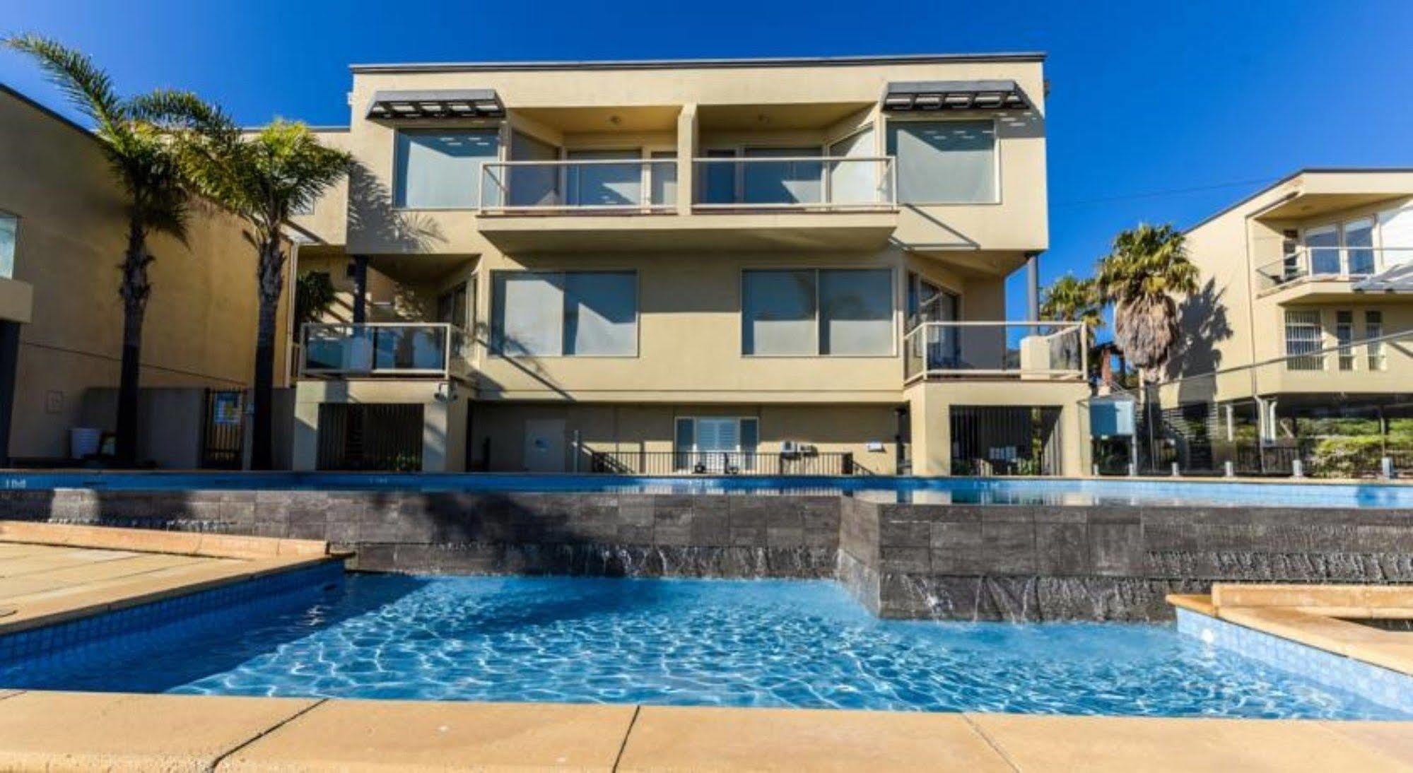 The Bluff Resort Apartments Encounter Bay Exterior photo